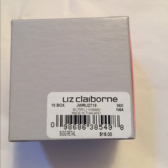 🦋 Butterfly Pin 🦋 - Picture 3 of 3