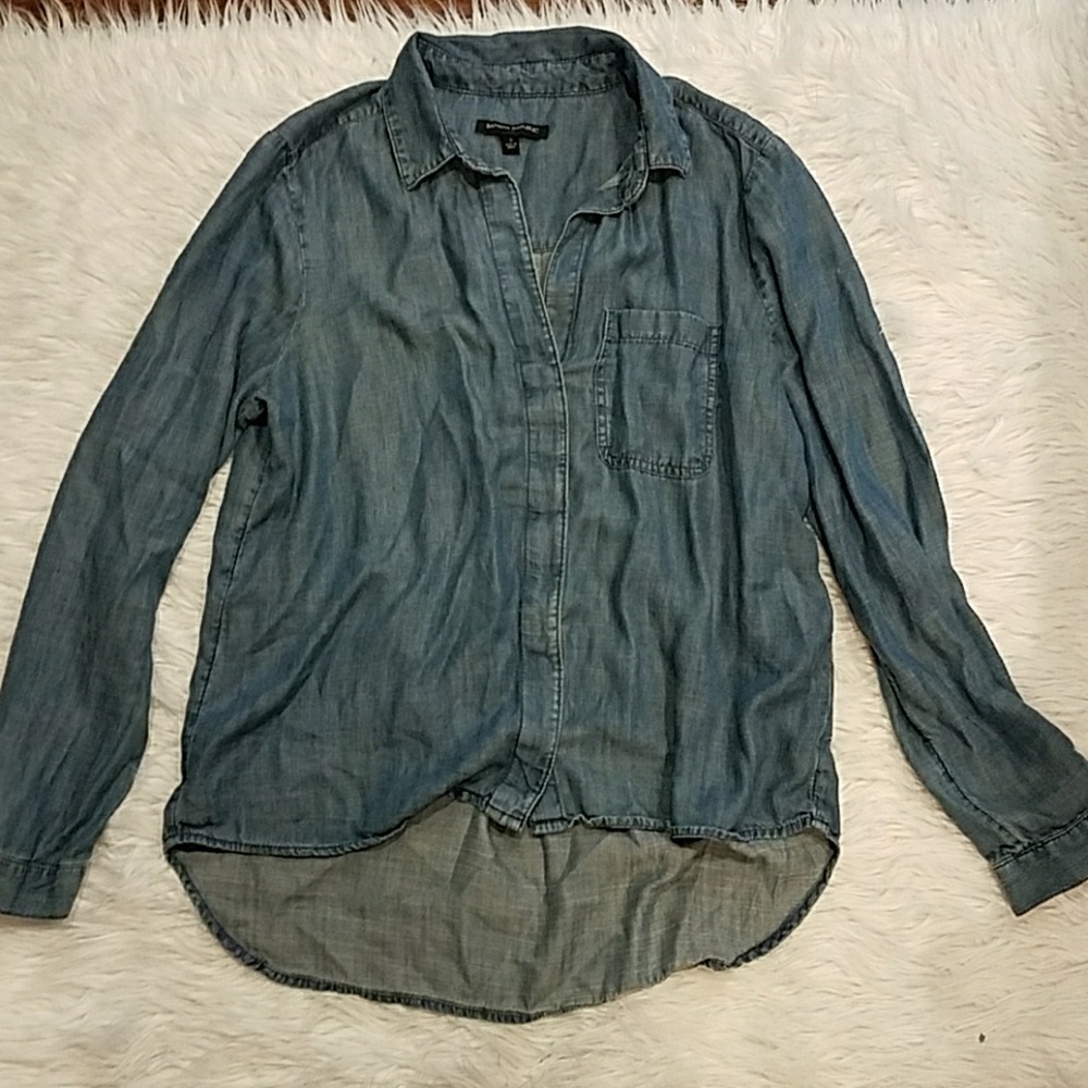 Banana Republic high low shambray denim shirt