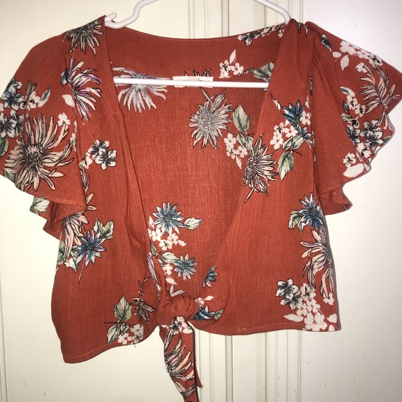 Crop top - Picture 2 of 3