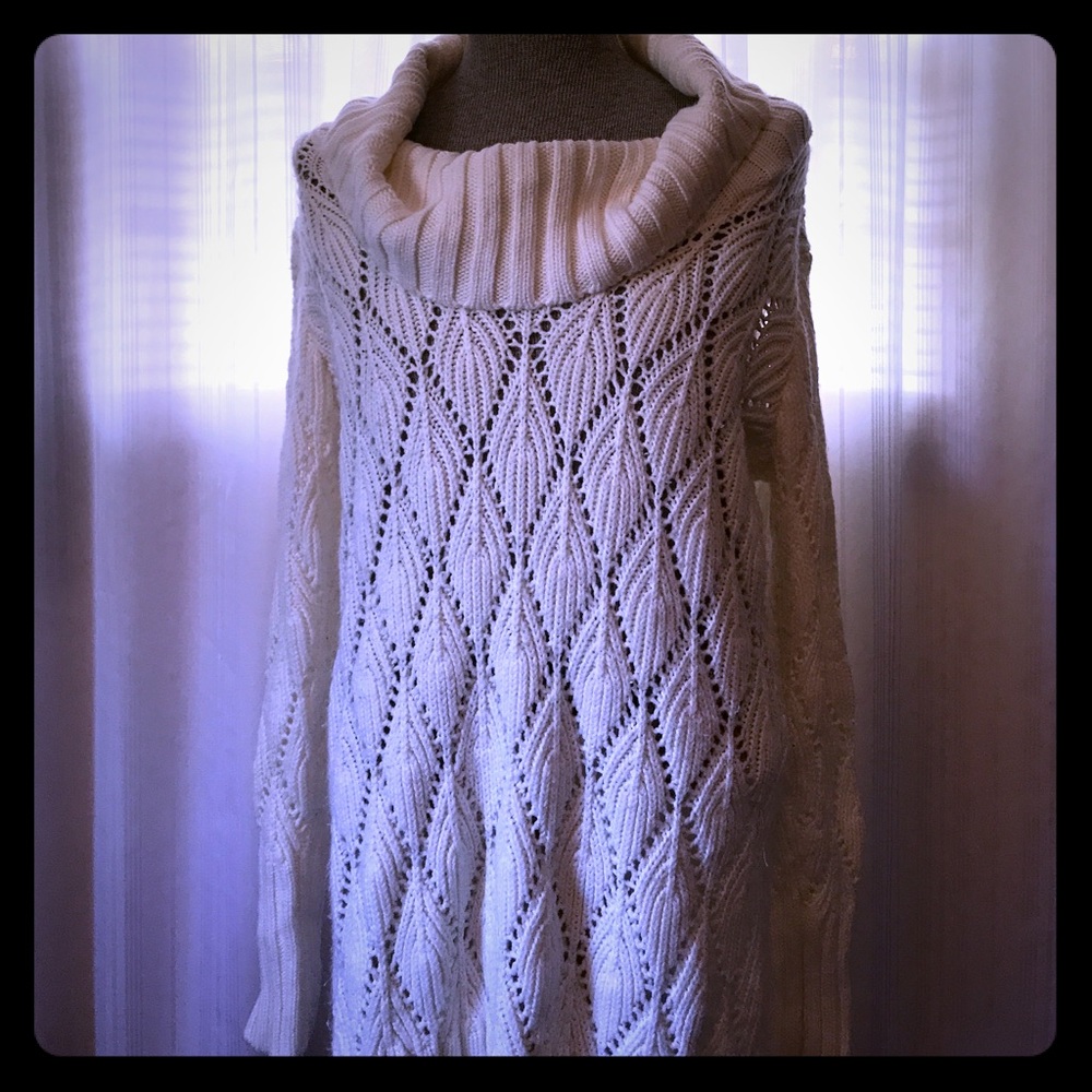 A.N.A ladies comfy sweater cream color