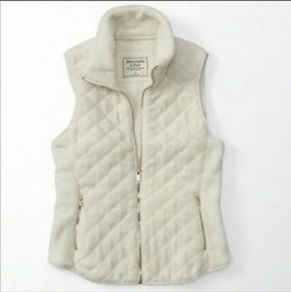 Abercrombie & Fitch Quilted Vest
