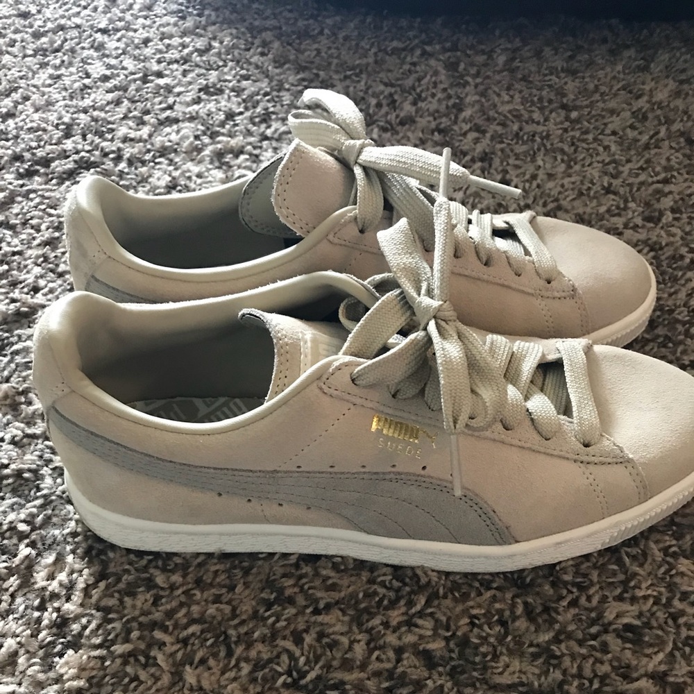Puma Sneakers