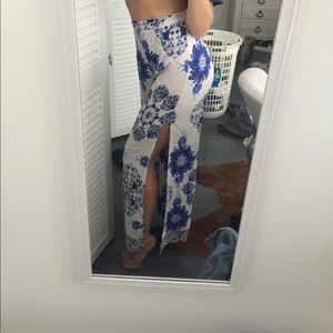 Blue flowy, floral side split pants