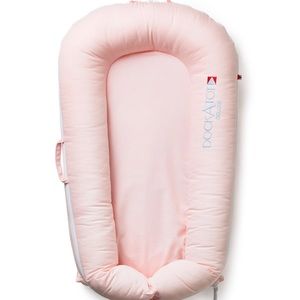 Dockatot Deluxe Cover in pink (Strawberry Cream)