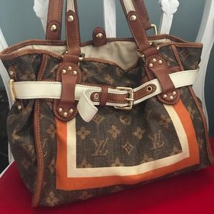 Louis Vuitton LIMITED