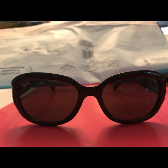 Ray bans - Picture 2 of 4