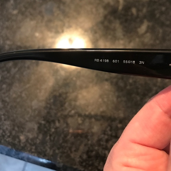 Ray bans - Picture 3 of 4