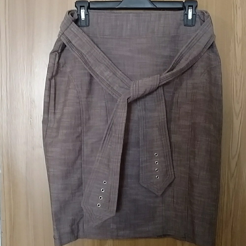 NWOT Pretty Harve B Skirt