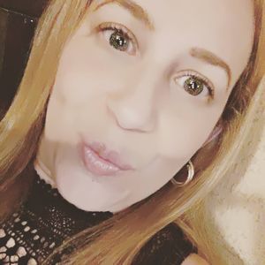 Meet your Posher, Gloria