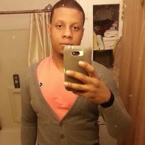 Meet your Posher, Emmanuel