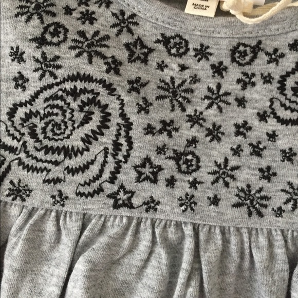 Jessica Simpson 2PC Set - Picture 2 of 5