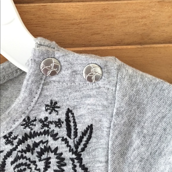 Jessica Simpson 2PC Set - Picture 3 of 5