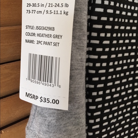 Jessica Simpson 2PC Set - Picture 5 of 5