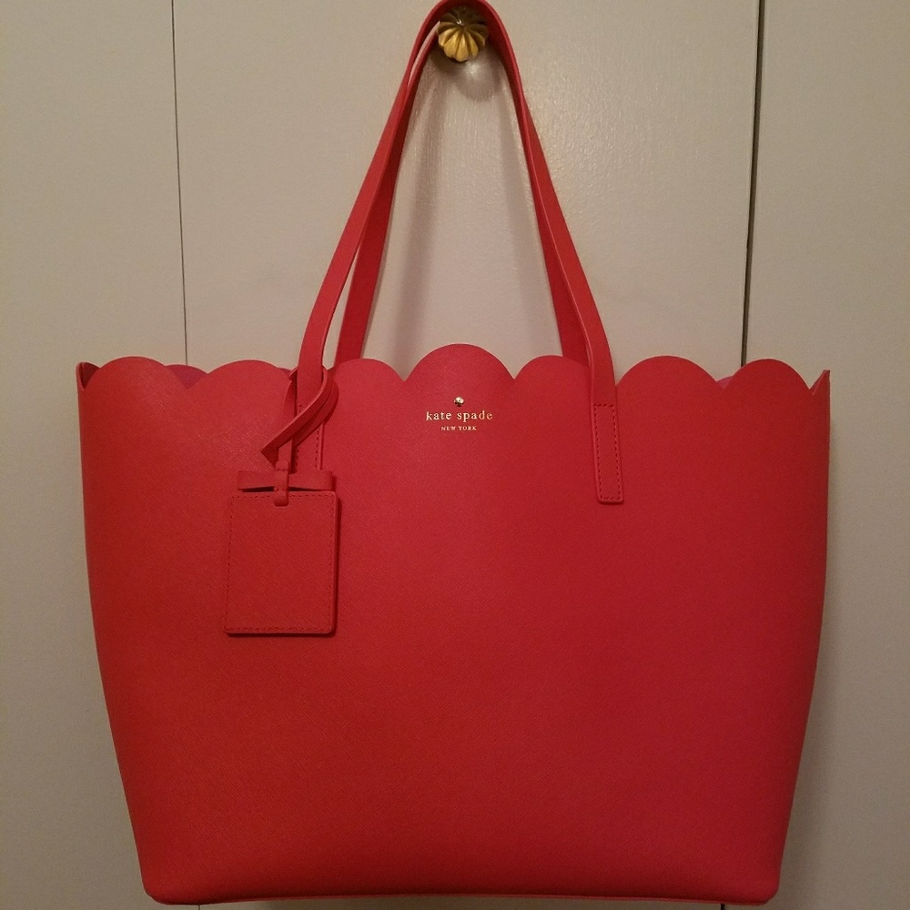 Kate Spade Lily Avenue Carrigan Purse