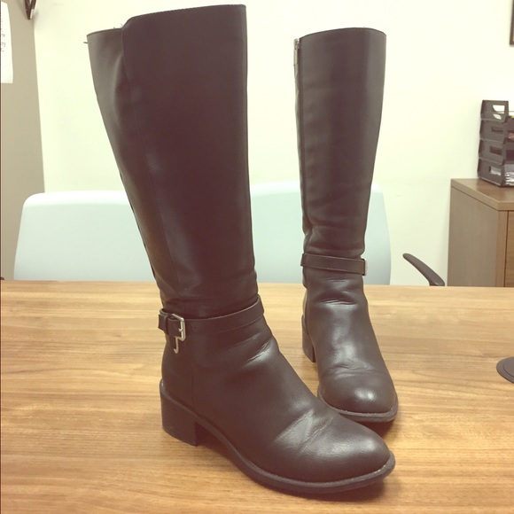 Black leather boots - Picture 1 of 2