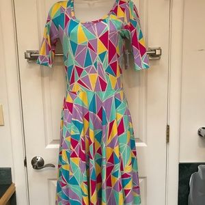 NWT LuLaRoe Nicole geometric dress