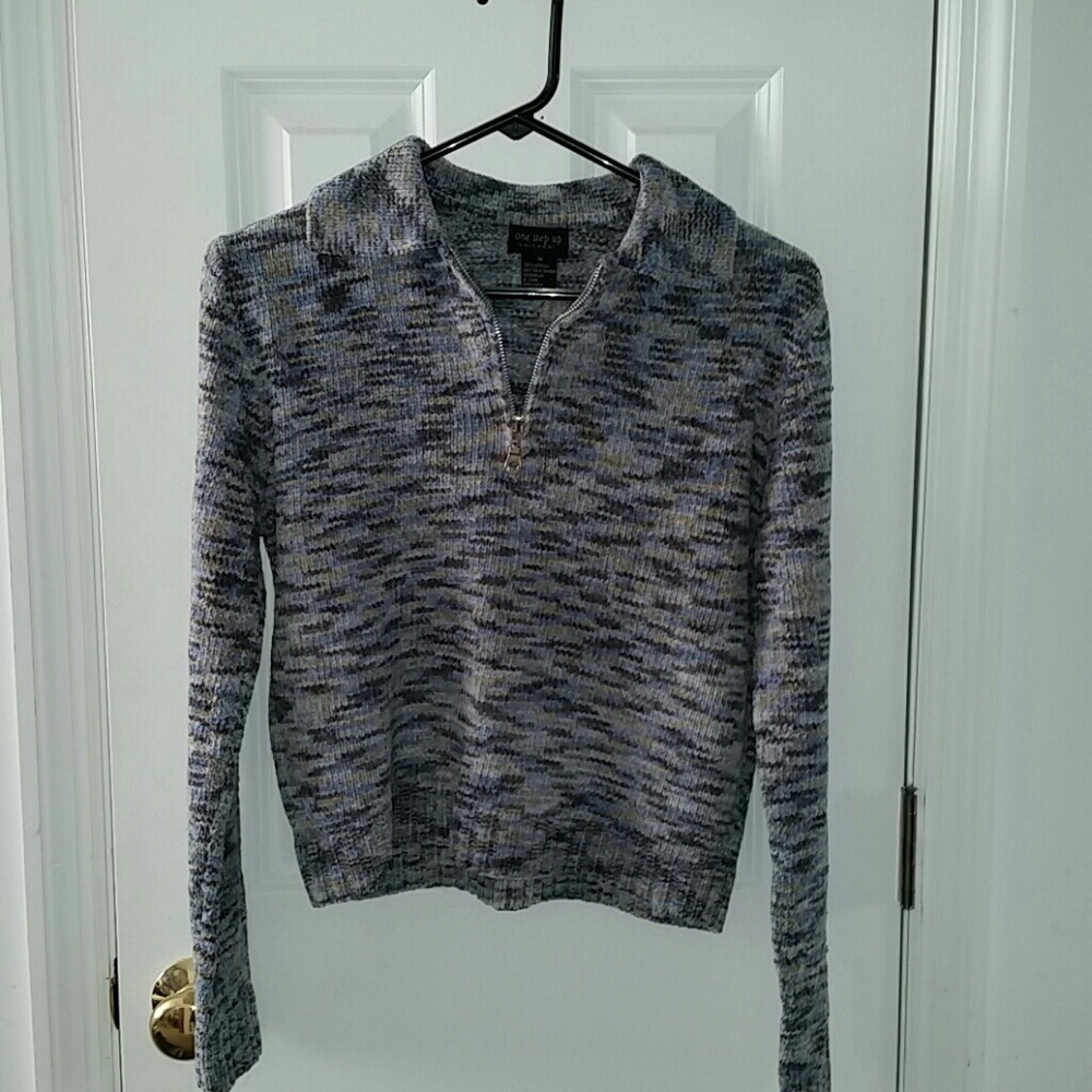 Womans varigated colored sweater