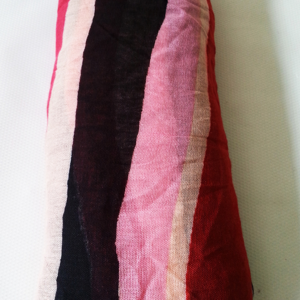 Stella & dot Palm Springs Red Multi Stripe Scarf - Picture 3 of 6