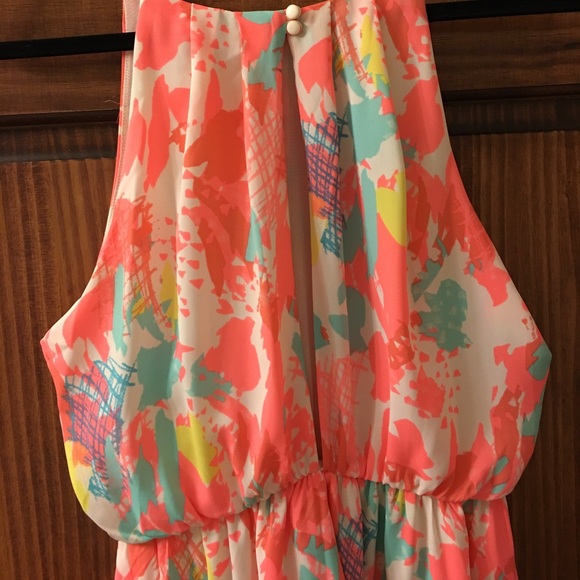 Bright Dress - Picture 2 of 2