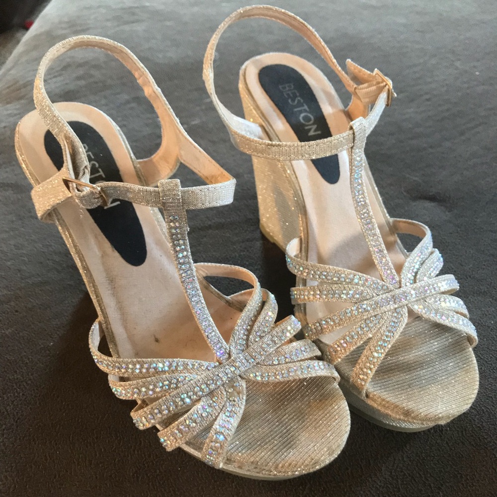 Beston Dress shoes for women, sparkly gold