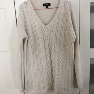 Mossimo cable knit sweater V-neck