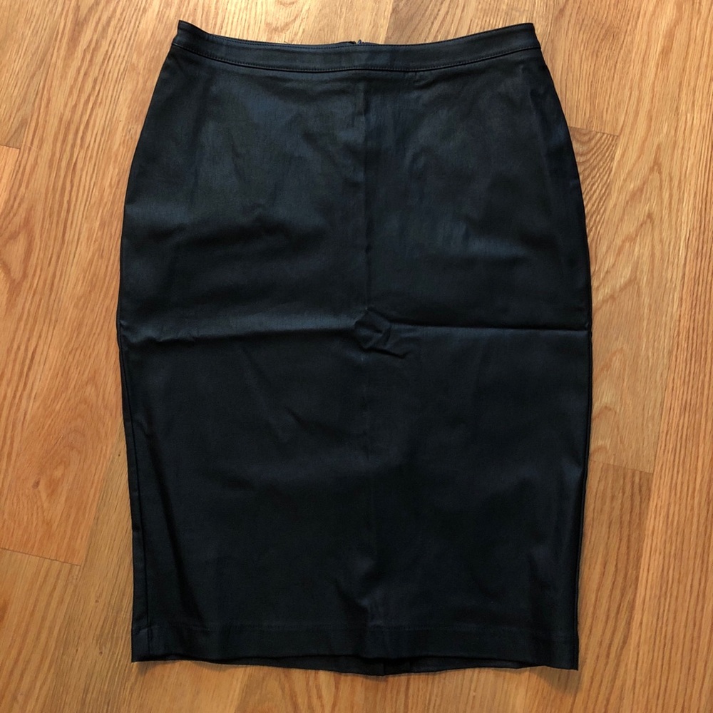 Black pencil skirt