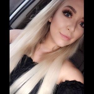 Meet your Posher, Alix