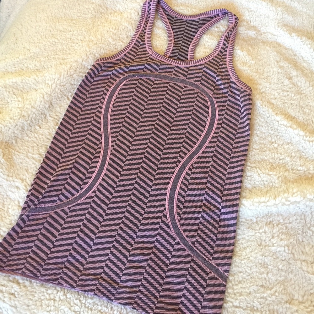 Lululemon tech swiftly racerback (size 4)