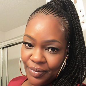 Meet your Posher, Chaquetta