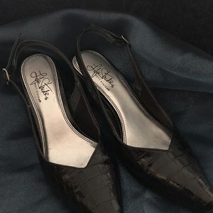 Lifestride Sling Back Pumps