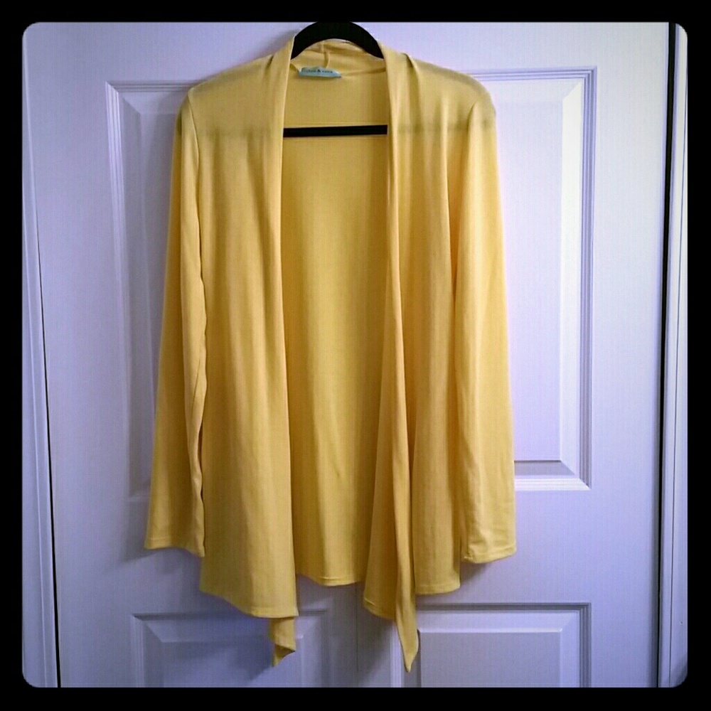 Yellow fun to wear cardigan