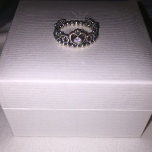 Crown pandora ring