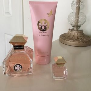 Tory Burch "Love Relentlessly"