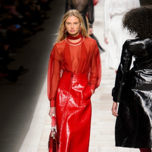 FENDI - Picture 3 of 3