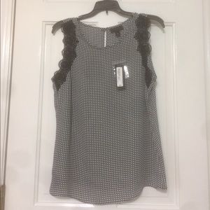 Women’s dress shirt.  Size M.