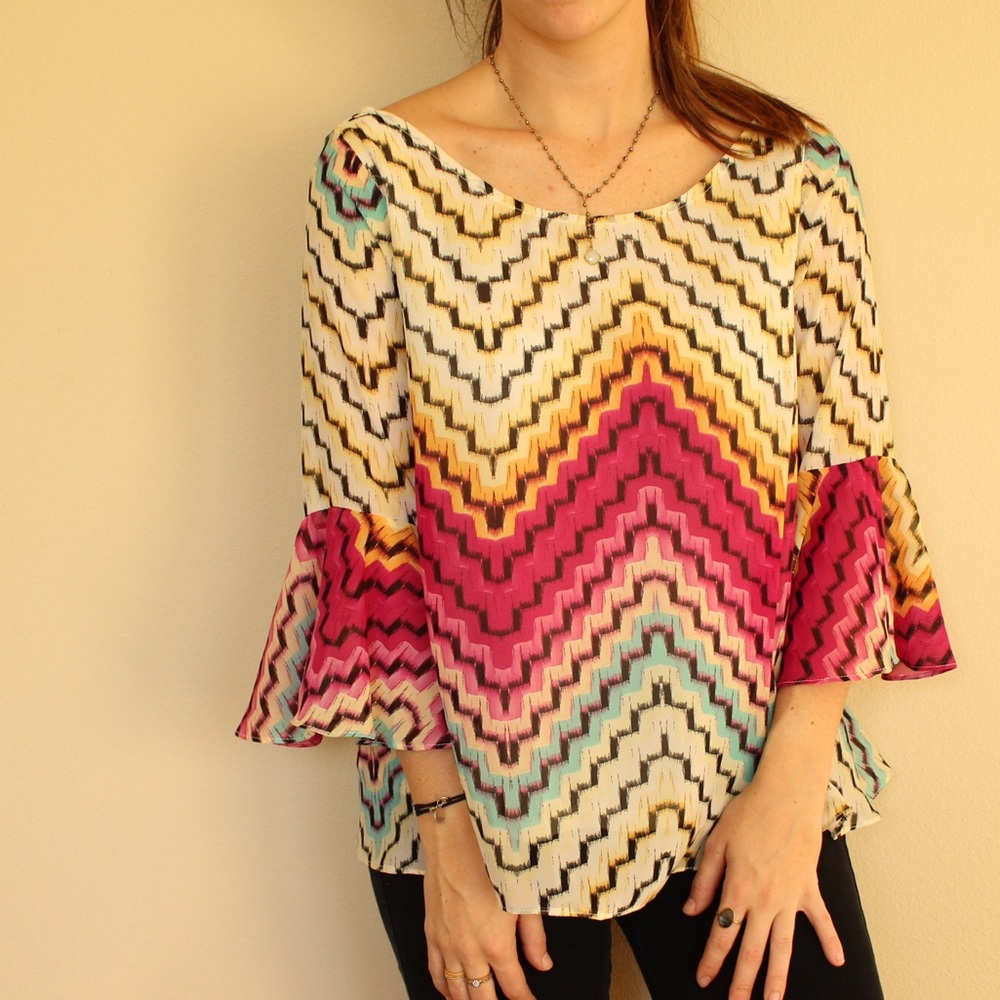 Chevron Multi Colored Top - Picture 2 of 4