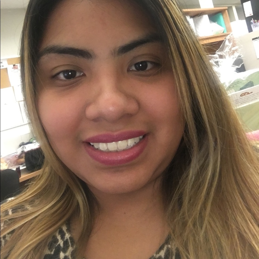 Meet your Posher, Jennyfer