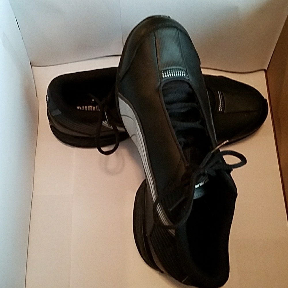 Black Puma running shoes size 10