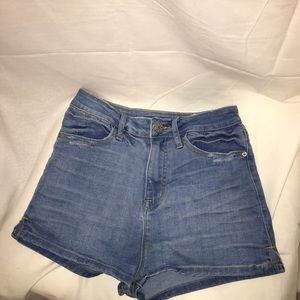 BDG Super High-Rise Pin Up Shorts🌸