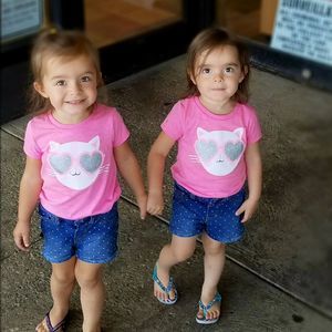 Meet your Posher, Deedee