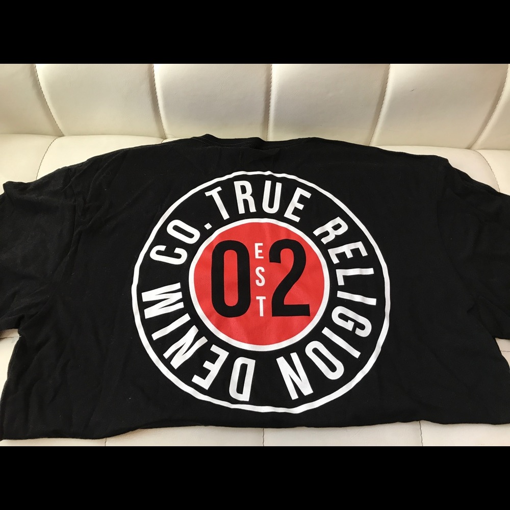 Mens TRUE RELIGION tshirt