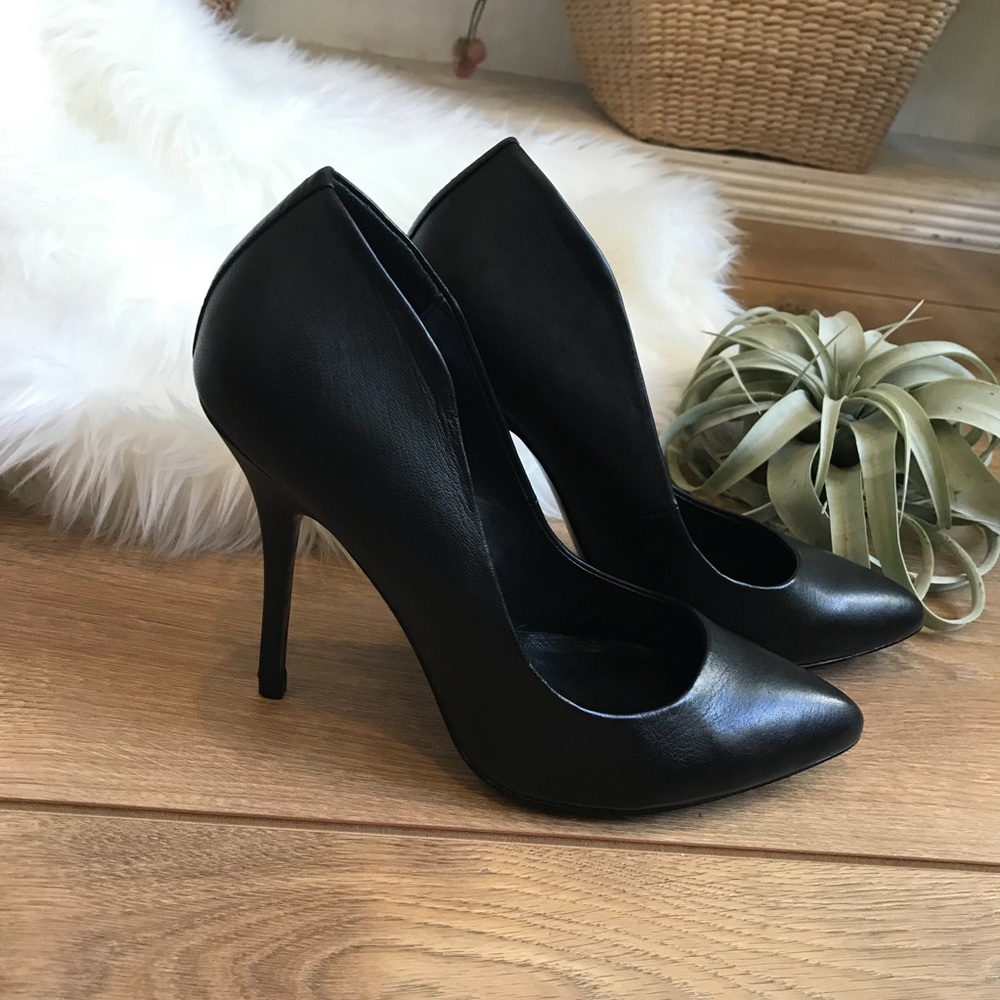 Steve Madden Pump NWOT