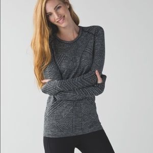 Lululemon rest less pullover