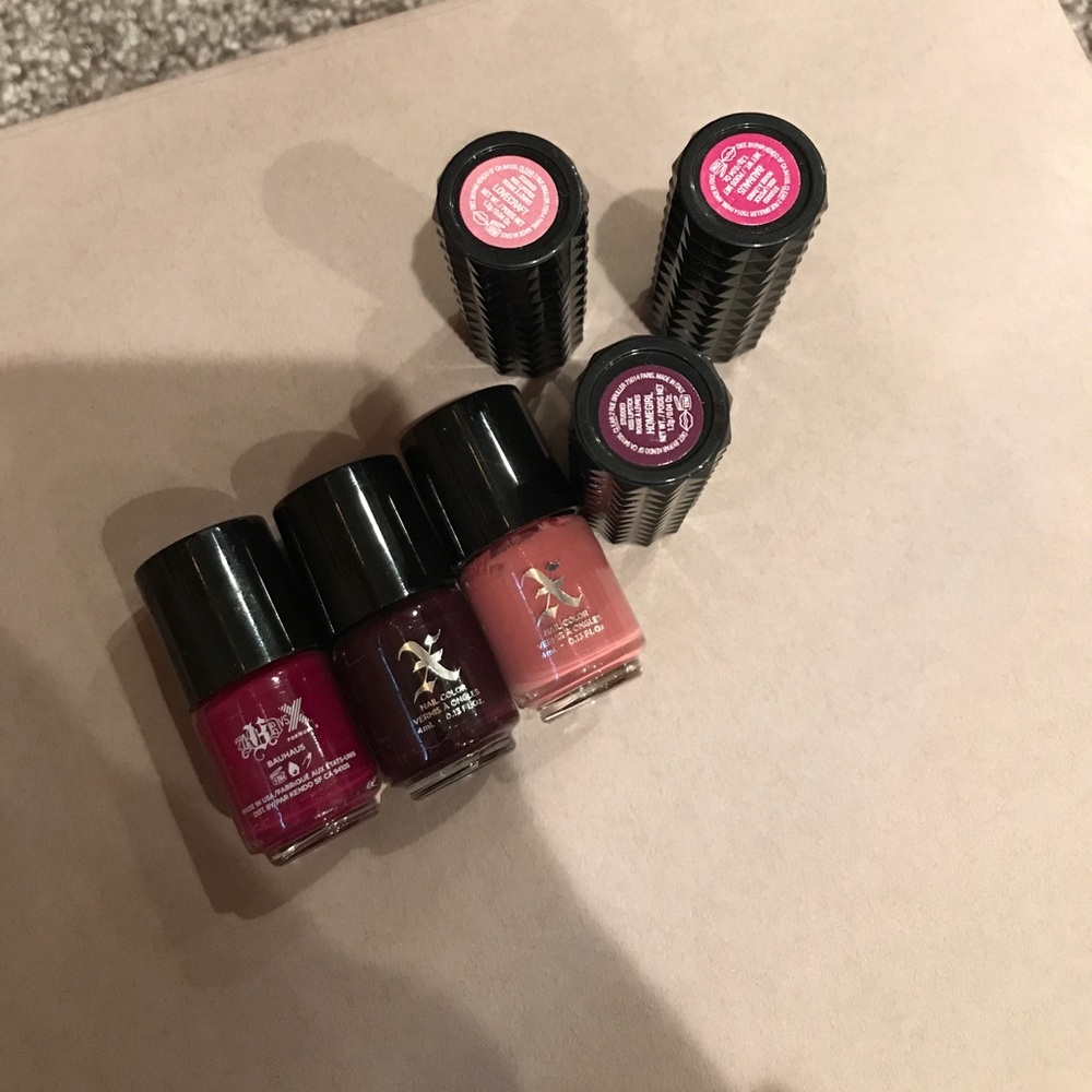 Kat von d nail and lipstick set// SOLD