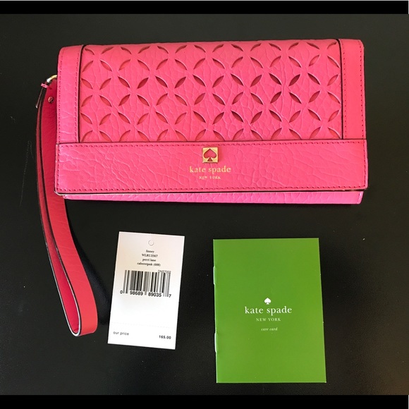 kate spade Handbags - Kate spade Perri Lane Linney wristlet wallet