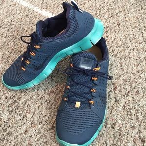 💥New Nike Free Powerlines II  men's size 13💥