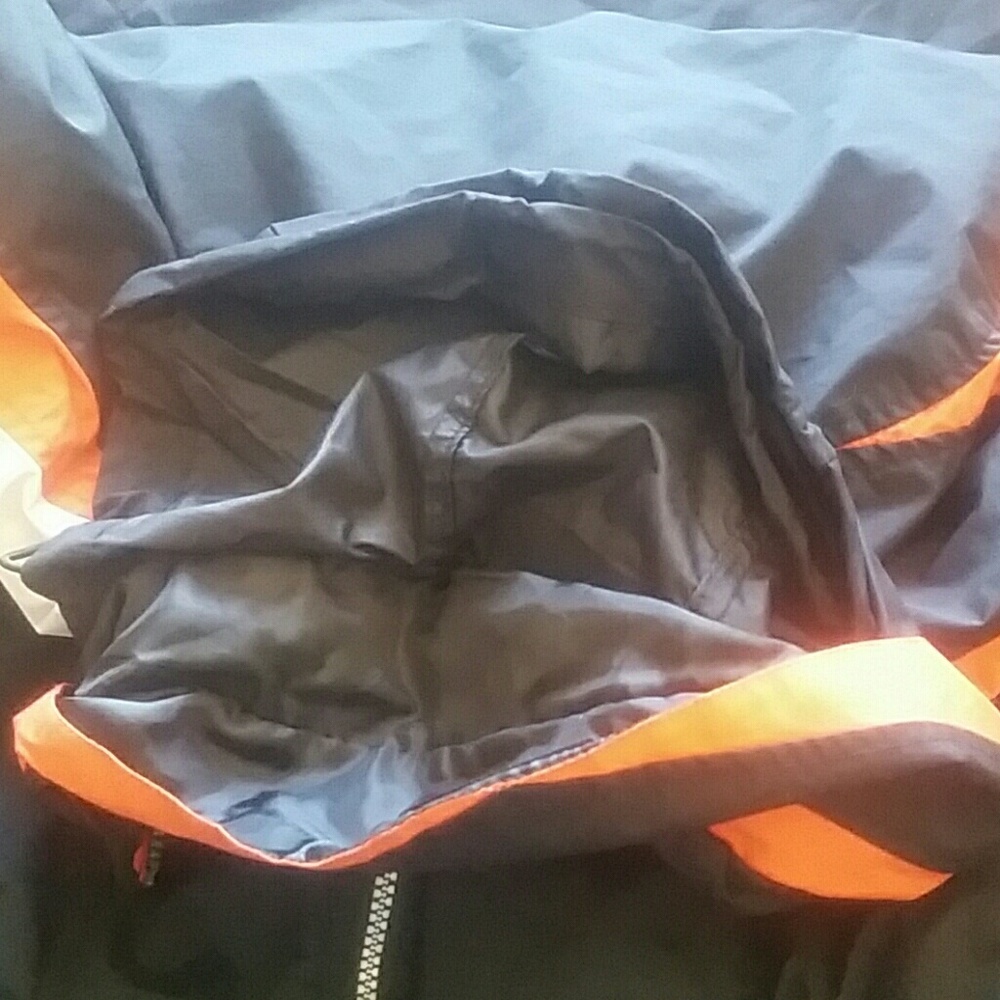 Men's Color Block Jacket - Picture 2 of 8