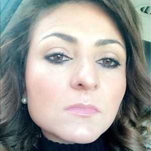 Meet your Posher, Neveen