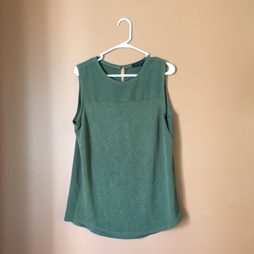 Sweater Sleeveless Top