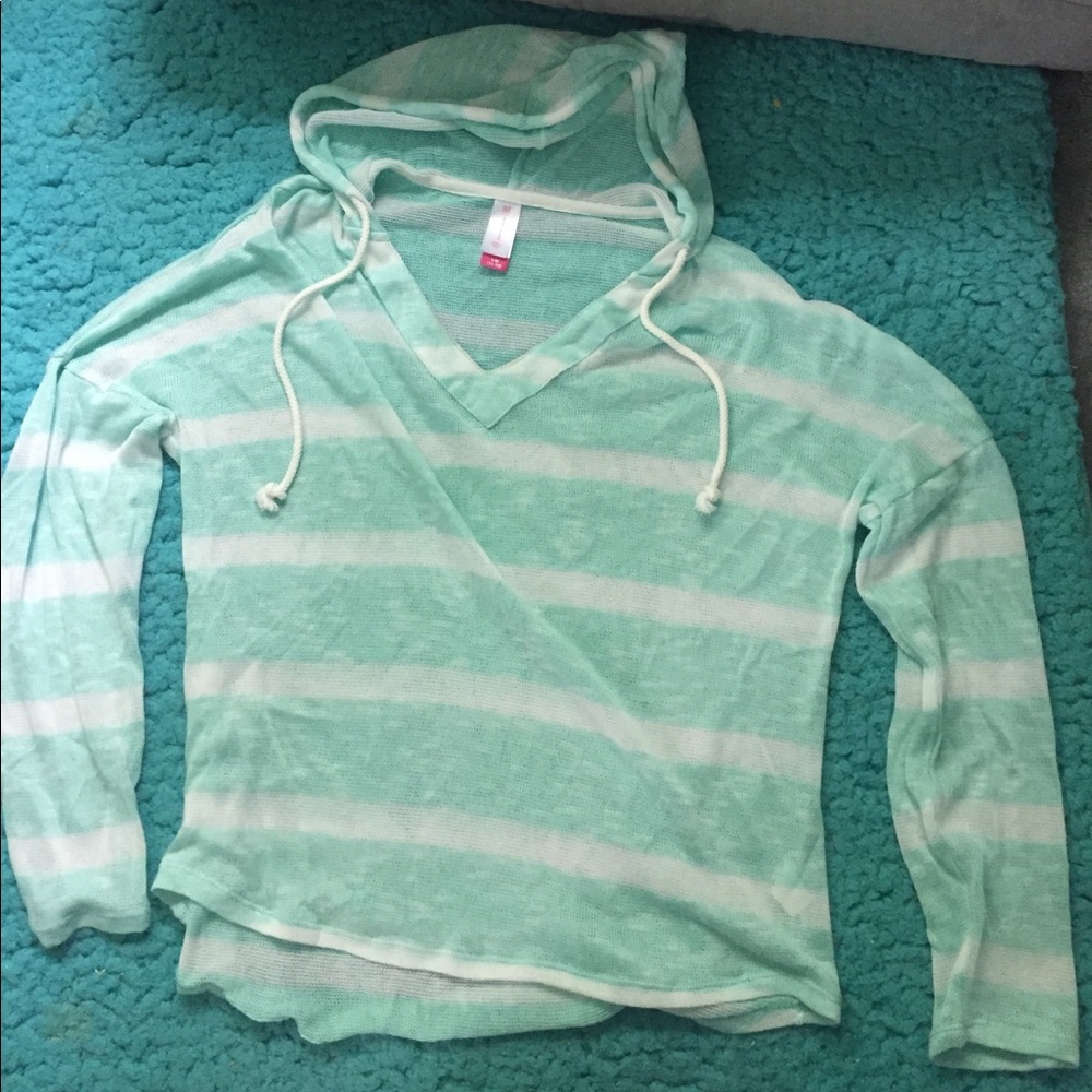 No Boundaries Juniors Thin Hoodie